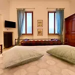 Elle Palace - Simply Elegant Gasthof Verona