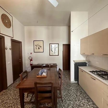 Guest house Elle Palace - Simply Elegant Verona