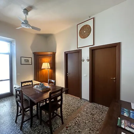 Guest house Elle Palace - Simply Elegant Verona