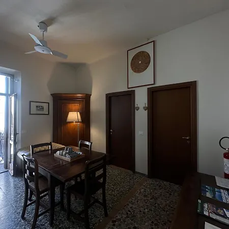 Guest house Elle Palace - Simply Elegant *