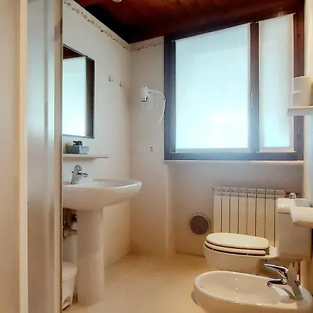 Elle Palace - Simply Elegant *