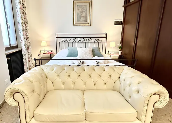 Elle Palace - Simply Elegant 招待所 3*