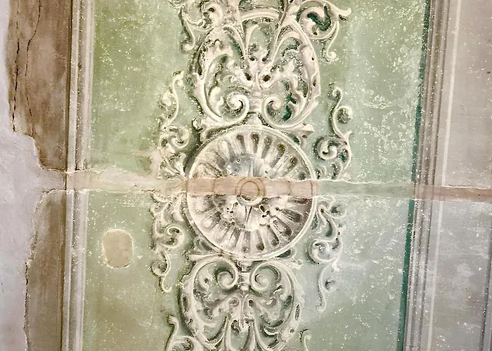 Elle Palace - Simply Elegant Πανσιόν